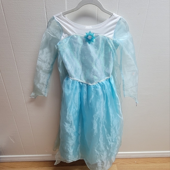 Disney Frozen Elsa dress costume size medium (7-8) - Picture 1 of 10